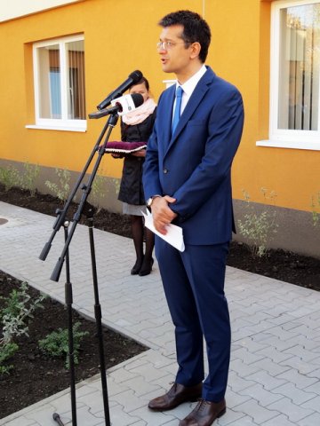 Átadták a felújított felnőtt háziorvosi rendelőt 17